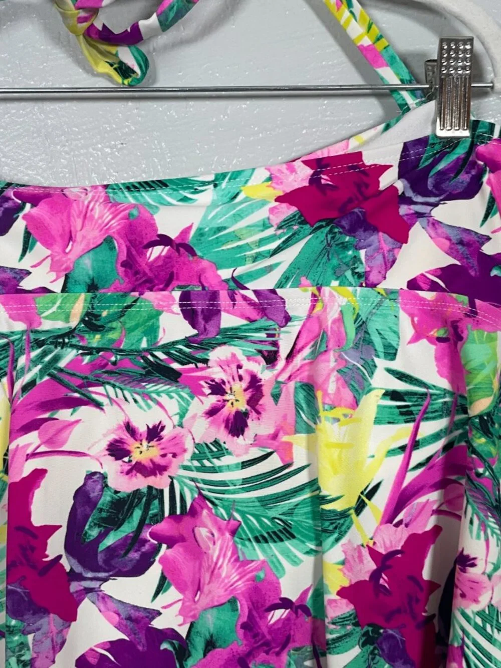 Catalina Women Plus Size 3X White Pink Green Floral Halter Tankini Swim Top